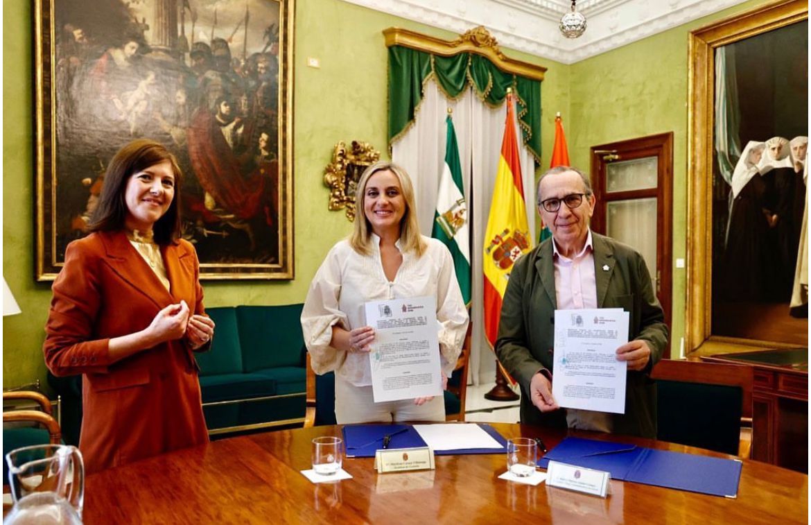 &copy;Ayto.Granada: EL AYUNTAMIENTO ALCANZA ACUERDO CON COLEGIO DE ADMINISTRADORES DE FINCAS DE GRANADA PARA IMPLICAR A LAS COMUNIDADES DE VECINOS EN LOS RETOS DE LIMPIEZA Y ORNATO DE LA CIUDAD